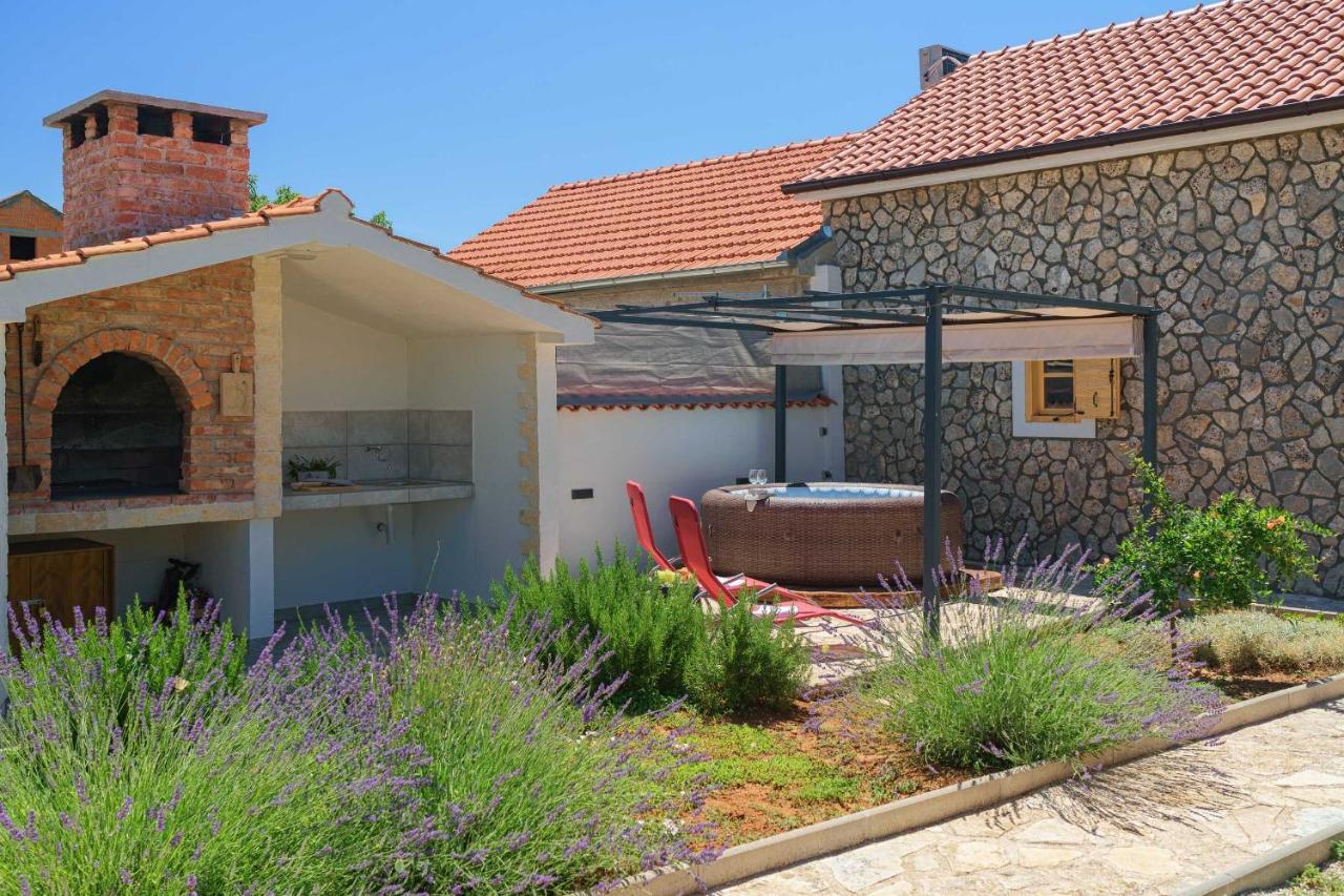 Country House Frane Ladevci Bagian luar foto